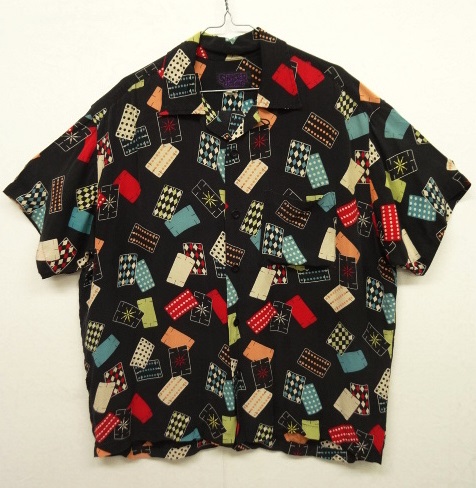 画像: SINISTER CLOTHING アセテート 半袖 オープンカラーシャツ カード柄 USA製 (VINTAGE) 「S/S Shirt」 入荷しました。