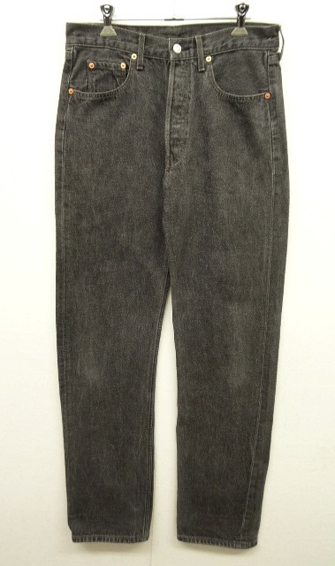 画像: 90'S LEVIS 501 デニム 先染めBLACK ハンガリー製 W32L34 (VINTAGE) 「Bottoms」 入荷しました。