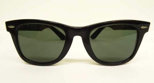 画像: 80'S B&L ボシュロム製 RAY-BAN "WAYFARER" サングラス ブラック USA製 (VINTAGE) 「Accessorie」入荷しました。