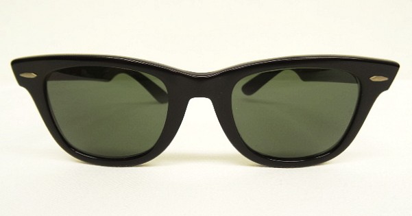 画像: 80'S B&L ボシュロム製 RAY-BAN "WAYFARER" サングラス ブラック USA製 (VINTAGE) 「Accessorie」入荷しました。
