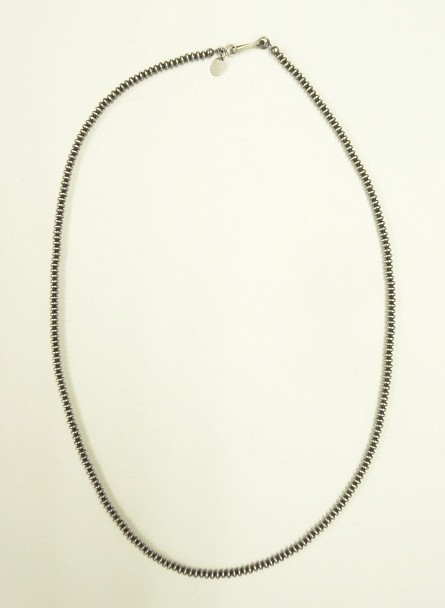 画像: ナバホ族 インディアンジュエリー ナバホパール シルバーネックレス (NEW) 「Accessorie」入荷しました。