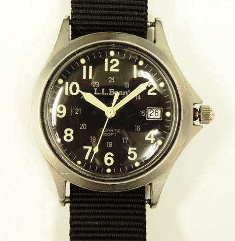 画像: LL Bean カレンダー付き ドーム型風防 フィールドウォッチ 時計 文字盤ブラック フランス製 (VINTAGE) 「Accessorie」入荷しました。