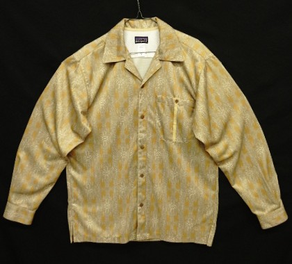 画像: 00'S PATAGONIA "RHYTHM" 長袖 オープンカラーシャツ 総柄 (VINTAGE) 「L/S Shirt」入荷しました。