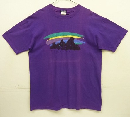 画像: 80~90'S PATAGONIA 旧タグ シングルステッチ 半袖 Tシャツ グレープ USA製 (VINTAGE) 「T-Shirt」入荷しました。