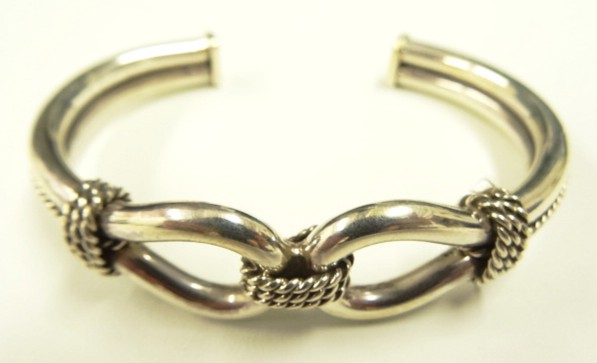 画像: ナバホ族 インディアンジュエリー "STEVE ARVISO" ホースウィスパラー シルバーバングル (NEW) 「Accessorie」入荷しました。
