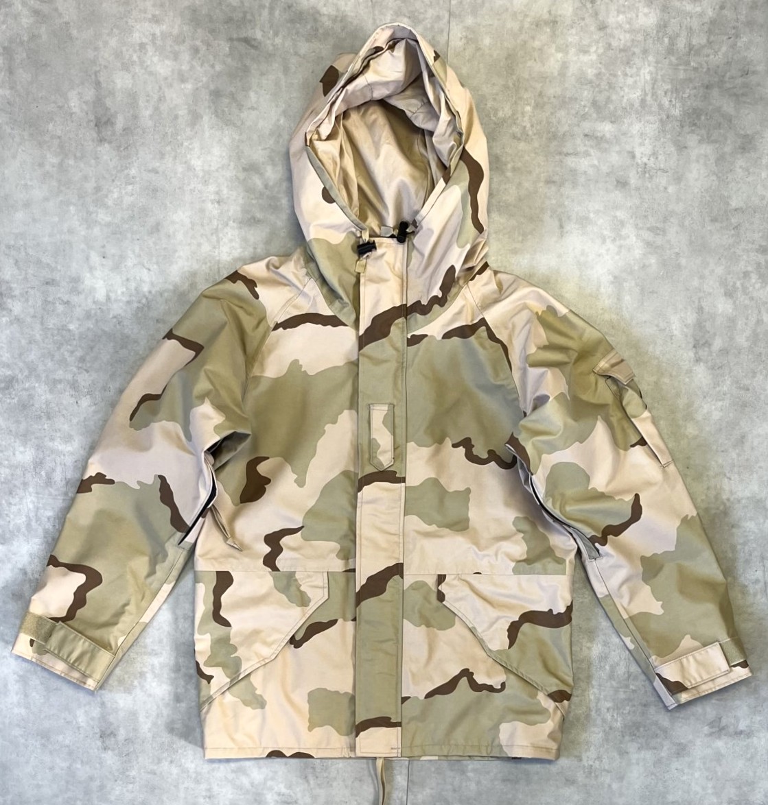 画像: アメリカ軍 US ARMY ECWCS "GEN1後期モデル" GORE-TEX パーカー デザートカモ M-R (VINTAGE) 「Jacket」入荷しました。