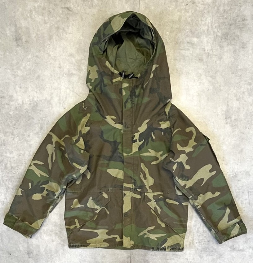 画像: 80'S アメリカ軍 US ARMY ECWCS "GEN1前期モデル" GORE-TEX パーカー ウッドランドカモ M-SHORT (VINTAGE) 「Jacket」入荷しました。