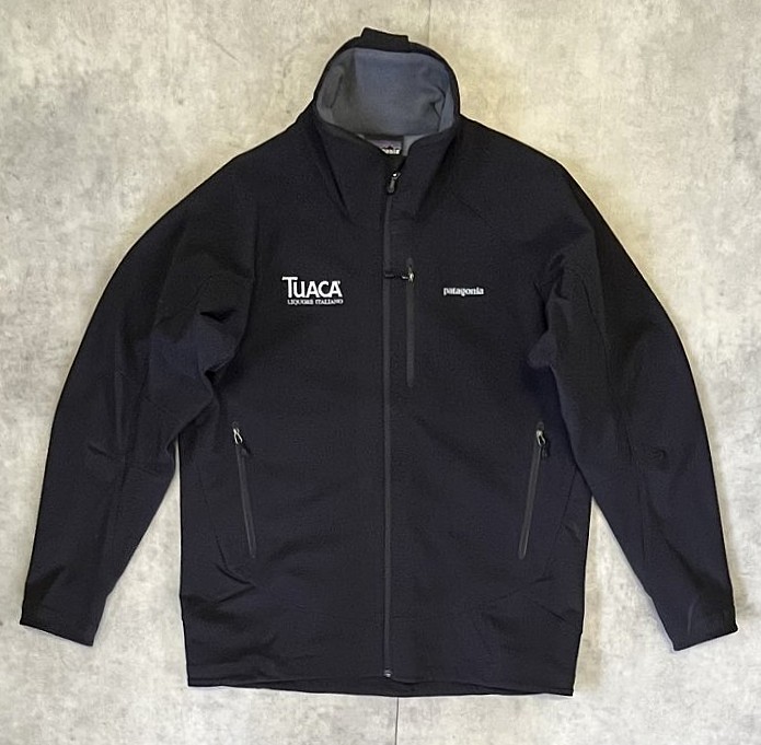 画像: 02'S PATAGONIA ソフトシェルジャケット ブラック 企業コラボ (VINTAGE) 「Jacket」入荷しました。