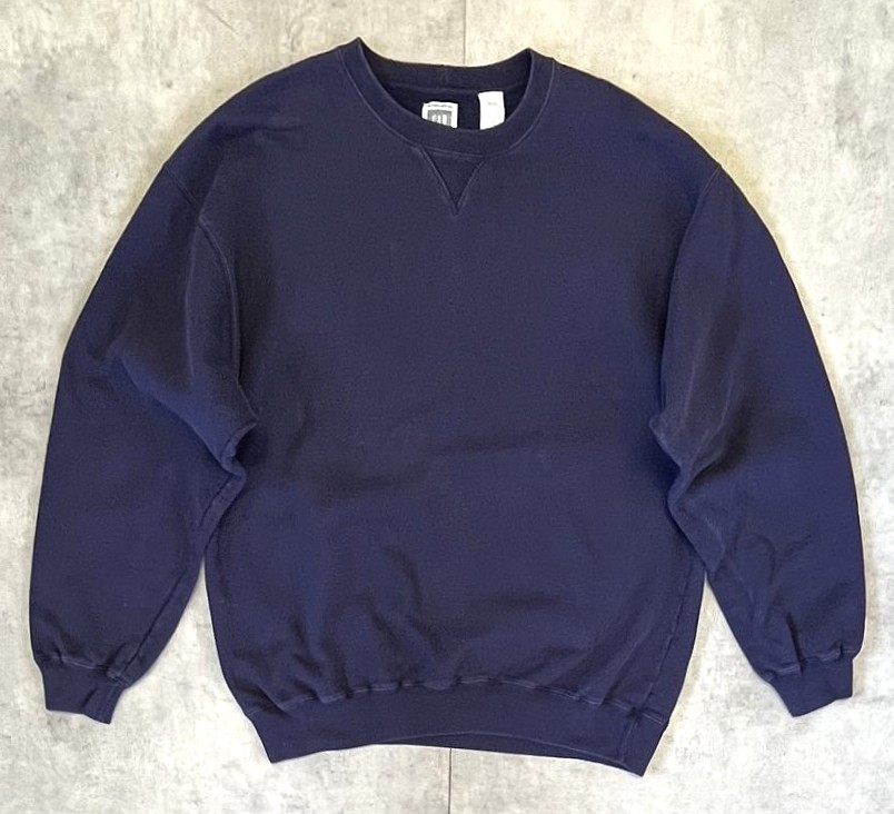画像: 90'S GAP 旧タグ ヘビーウエイト 前Vガゼット付き スウェットシャツ ネイビー (VINTAGE) 「Sweat Shirt」入荷しました。