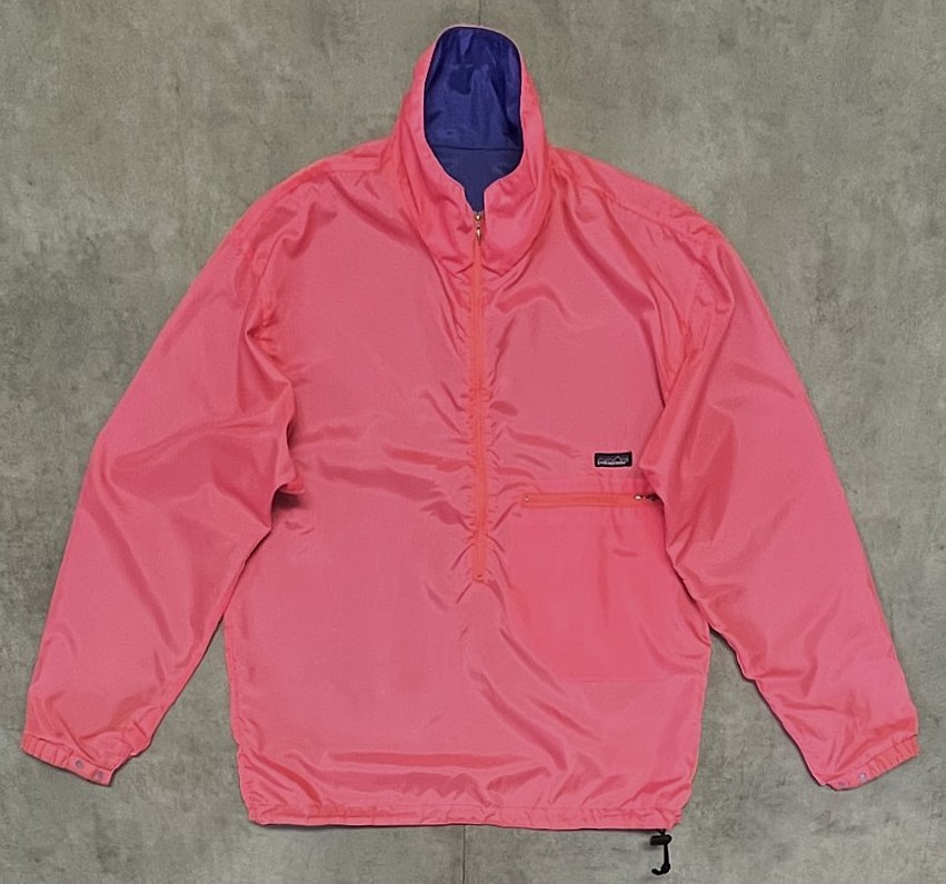画像: 80'S PATAGONIA 旧タグ "LIGHTWEIGHT REVERSIBLE WINDBREAKER" リバーシブル ナイロンジャケット フーシャピンク/ブルー USA製 (VINTAGE) 「Jacket」入荷しました。