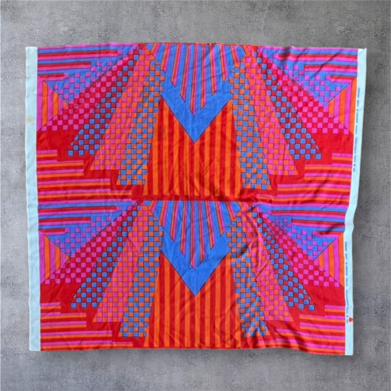 画像: 70'S KNOLL INTERNATIONAL "LYNNE CROSBEE" テキスタイル 117cm x 107cm (DEADSTOCK)「Antique Goods」入荷しました。