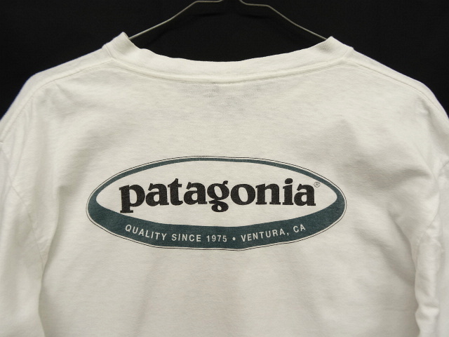 画像: 90'S PATAGONIA バックプリント ロゴ 黒タグ 長袖Tシャツ USA製 (USED)