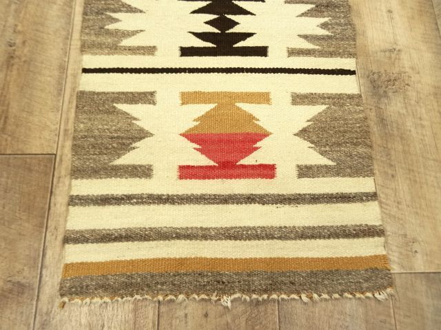 Nina De Coito 埼玉 志木 通販 Old Navajo Rug アンティーク オールド ナバホ ラグ アメリカ買い付け品 １点物