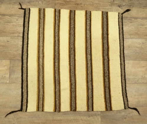 画像: ナバホ族 ハンドウーブン ラグ 74cm x 74cm (ANTIQUE) 