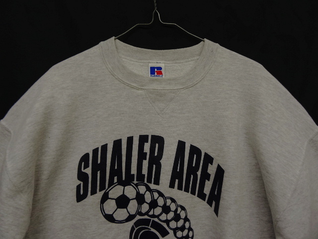 画像: 90'S RUSSELL ATHLETIC 前Vガゼット付き プリント入り クルーネック スウェットシャツ USA製 (VINTAGE)