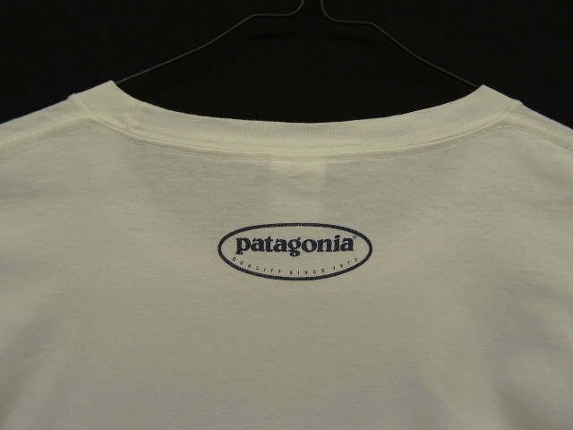 画像: 90'S PATAGONIA "BENEFICIAL T'S" 染み込みプリント オーバルロゴ 半袖 Tシャツ ホワイト (VINTAGE)