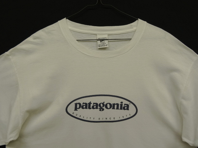 画像: 90'S PATAGONIA "BENEFICIAL T'S" 染み込みプリント オーバルロゴ 半袖 Tシャツ ホワイト (VINTAGE)