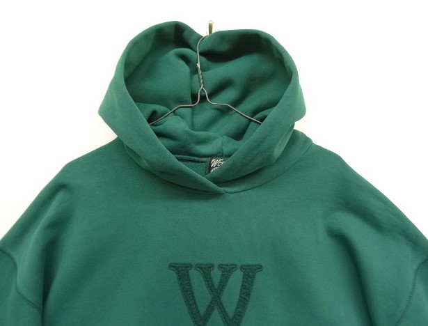 画像: WOODBLOCK "W FELT PATCHED PIGMENT SWEAT HOODIE" GREEN (NEW)