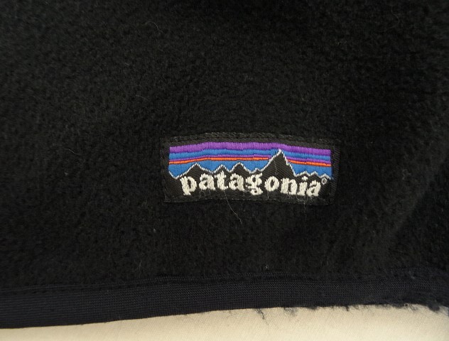 画像: 11'S PATAGONIA 裾ロゴ フルジップ シンチラベスト ブラック USA製 (VINTAGE)