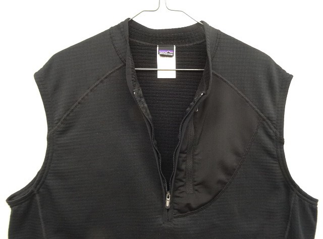 画像: 00'S PATAGONIA 裾ロゴ レギュレーター R1 ハーフジップベスト ブラック USA製 (VINTAGE)
