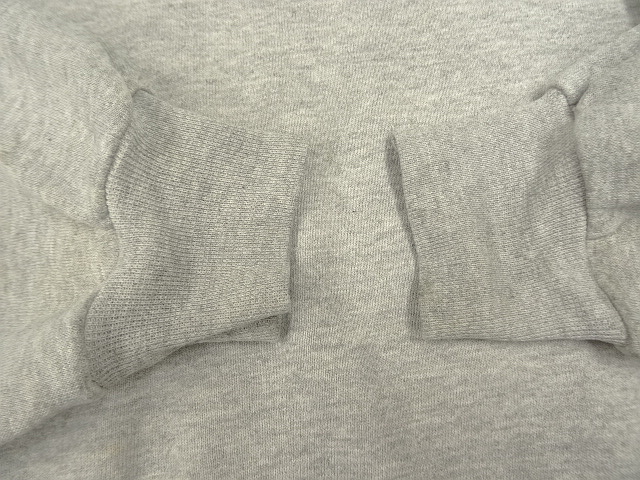 画像: 90'S RUSSELL ATHLETIC 前Vガゼット付き クルーネック スウェットシャツ ヘザーグレー USA製 (VINTAGE)