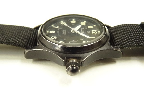 画像: LL Bean カレンダー付き フィールドウォッチ 時計 オールブラック フランス製 (VINTAGE)