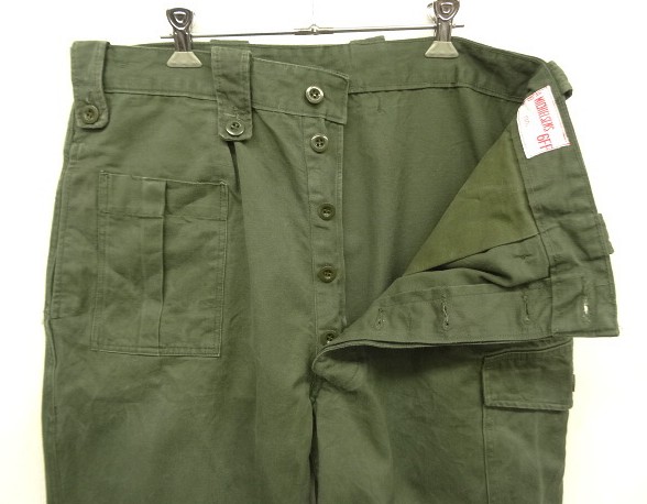 画像: 70'S ベルギー軍 "左右非対称ポケット" プリーツ入り カーゴパンツ ミリタリーグリーン 6FF (VINTAGE)