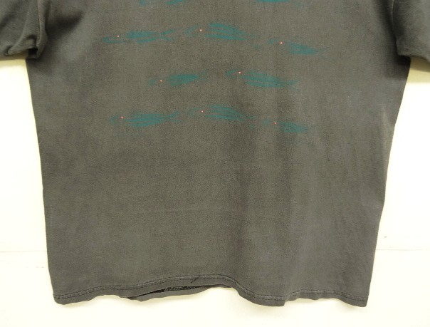 画像: 90'S 魚プリント 半袖 Tシャツ フェードブラック (VINTAGE)