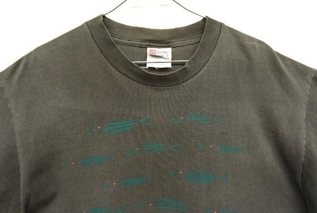 画像: 90'S 魚プリント 半袖 Tシャツ フェードブラック (VINTAGE)