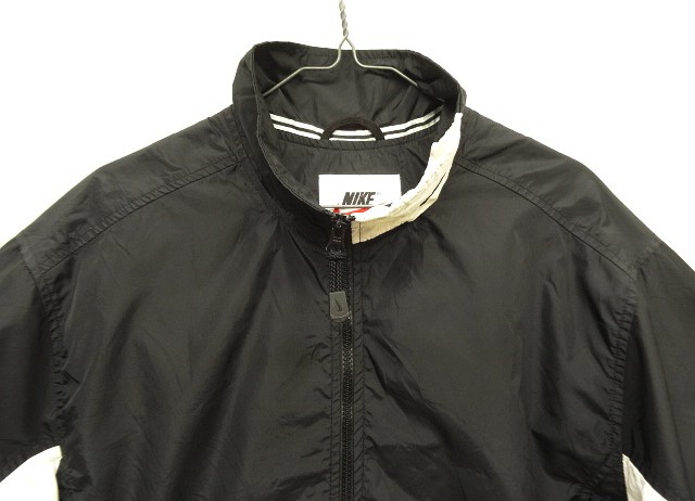 Nike 90s 白タグ　ナイロンジャケット ブラック/ホワイト　Lサイズ 90s ナイキ 白タグ ナイロンジャケット L相当 白黒 刺繍