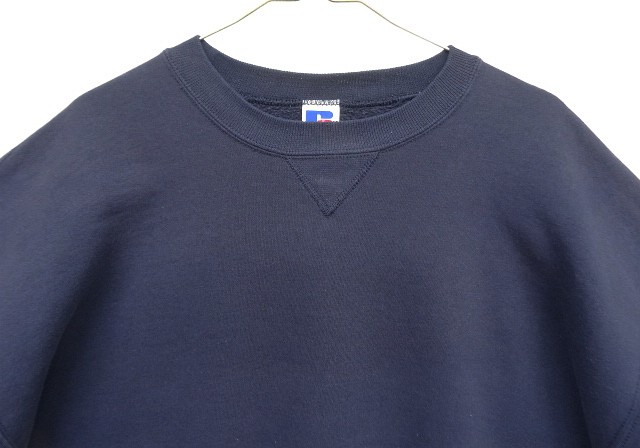 画像: 90'S RUSSELL ATHLETIC 前Vガゼット付き クルーネック スウェットシャツ ネイビー USA製 (VINTAGE)