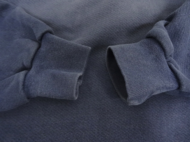 画像: 80'S LL Bean by RUSSELL ATHLETIC 前Vガゼット スウェットシャツ ネイビー USA製 (VINTAGE)