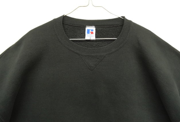 画像: 90'S RUSSELL ATHLETIC 前Vガゼット付き クルーネック スウェットシャツ ブラック USA製 (VINTAGE)