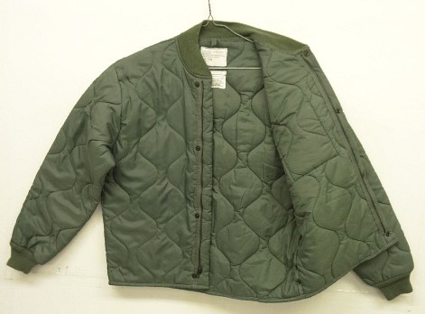 画像3: 90'S アメリカ軍 USAF "CWU-9/P" キルティング ライナージャケット セージグリーン M (VINTAGE) 