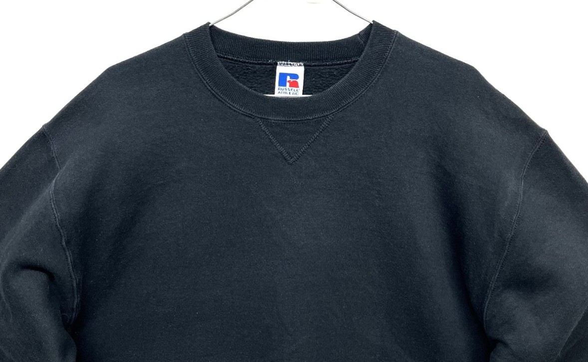 画像: 90'S RUSSELL ATHLETIC 前Vガゼット付き クルーネック スウェットシャツ ブラック (VINTAGE)