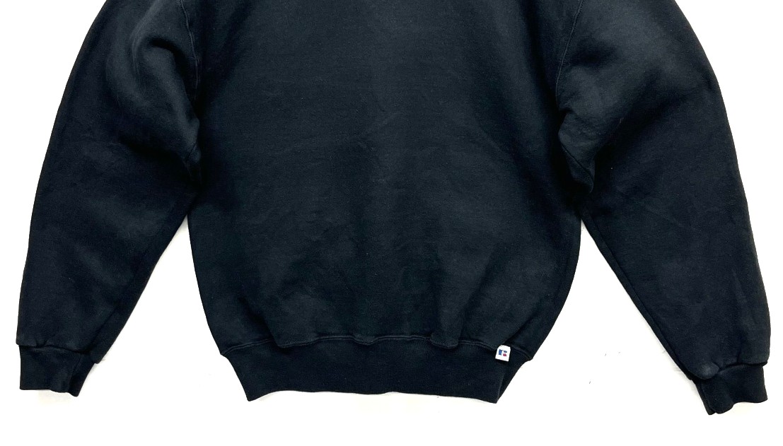 画像: 90'S RUSSELL ATHLETIC 前Vガゼット付き クルーネック スウェットシャツ ブラック (VINTAGE)