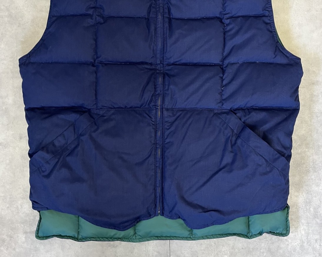 画像: 90'S EDDIE BAUER 白タグ グースダウン スクエアキルト リバーシブル ダウンベスト ネイビー/グリーン (VINTAGE)