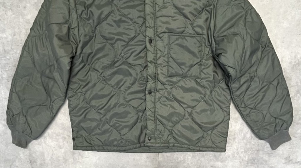 画像: 70'S アメリカ軍 USAF "CWU-9/P" キルティング ライナージャケット セージグリーン (VINTAGE) 