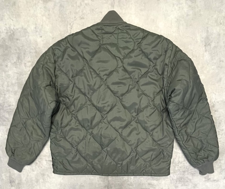 画像5: 70'S アメリカ軍 USAF "CWU-9/P" キルティング ライナージャケット セージグリーン (VINTAGE) 