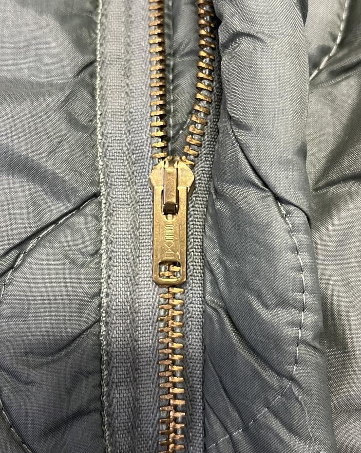 画像3: 70'S アメリカ軍 USAF "CWU-9/P" キルティング ライナージャケット セージグリーン (VINTAGE) 