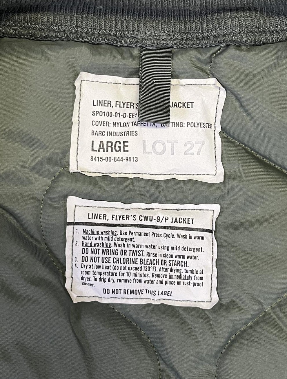 画像2: 00'S アメリカ軍 USAF "CWU-9/P" キルティング ライナージャケット セージグリーン (DEADSTOCK) 
