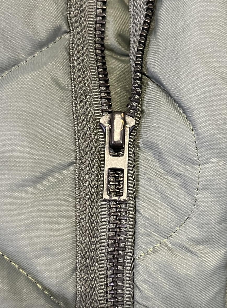 画像3: 00'S アメリカ軍 USAF "CWU-9/P" キルティング ライナージャケット セージグリーン (DEADSTOCK) 