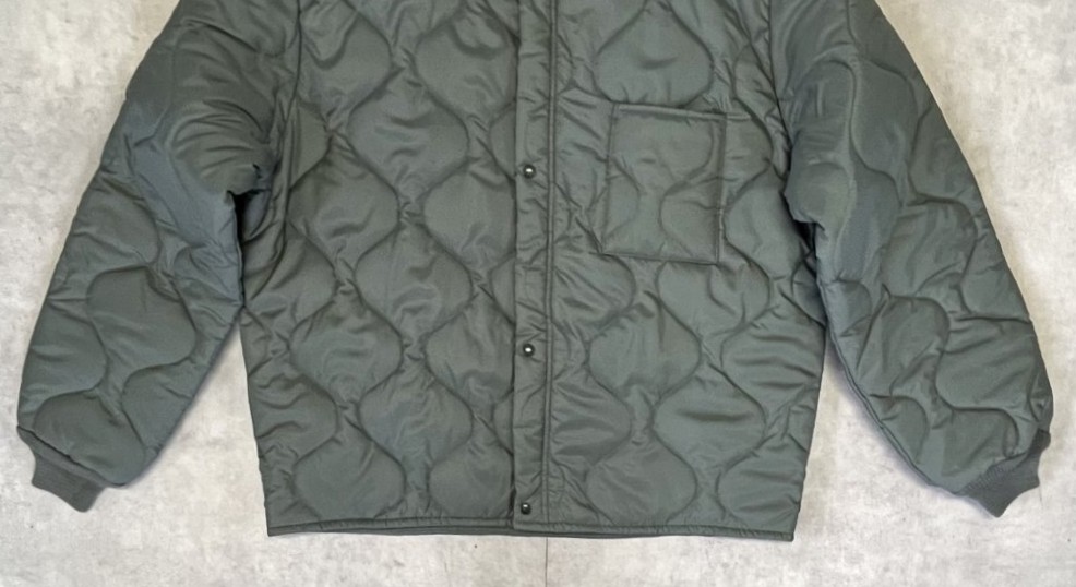 画像: 00'S アメリカ軍 USAF "CWU-9/P" キルティング ライナージャケット セージグリーン (DEADSTOCK) 