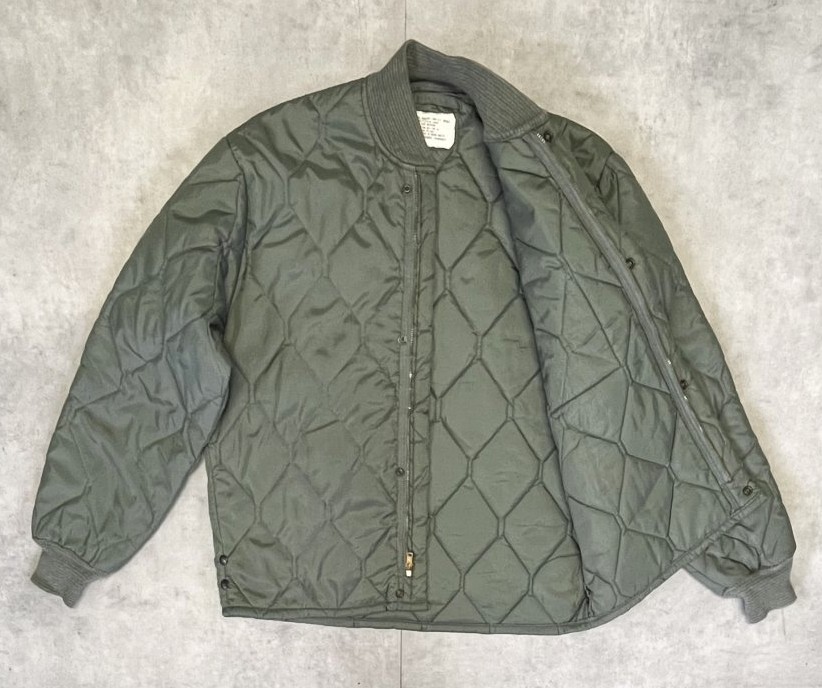 画像4: 60'S アメリカ軍 USAF "CWU-9/P 初期型" キルティング ライナージャケット セージグリーン (VINTAGE) 