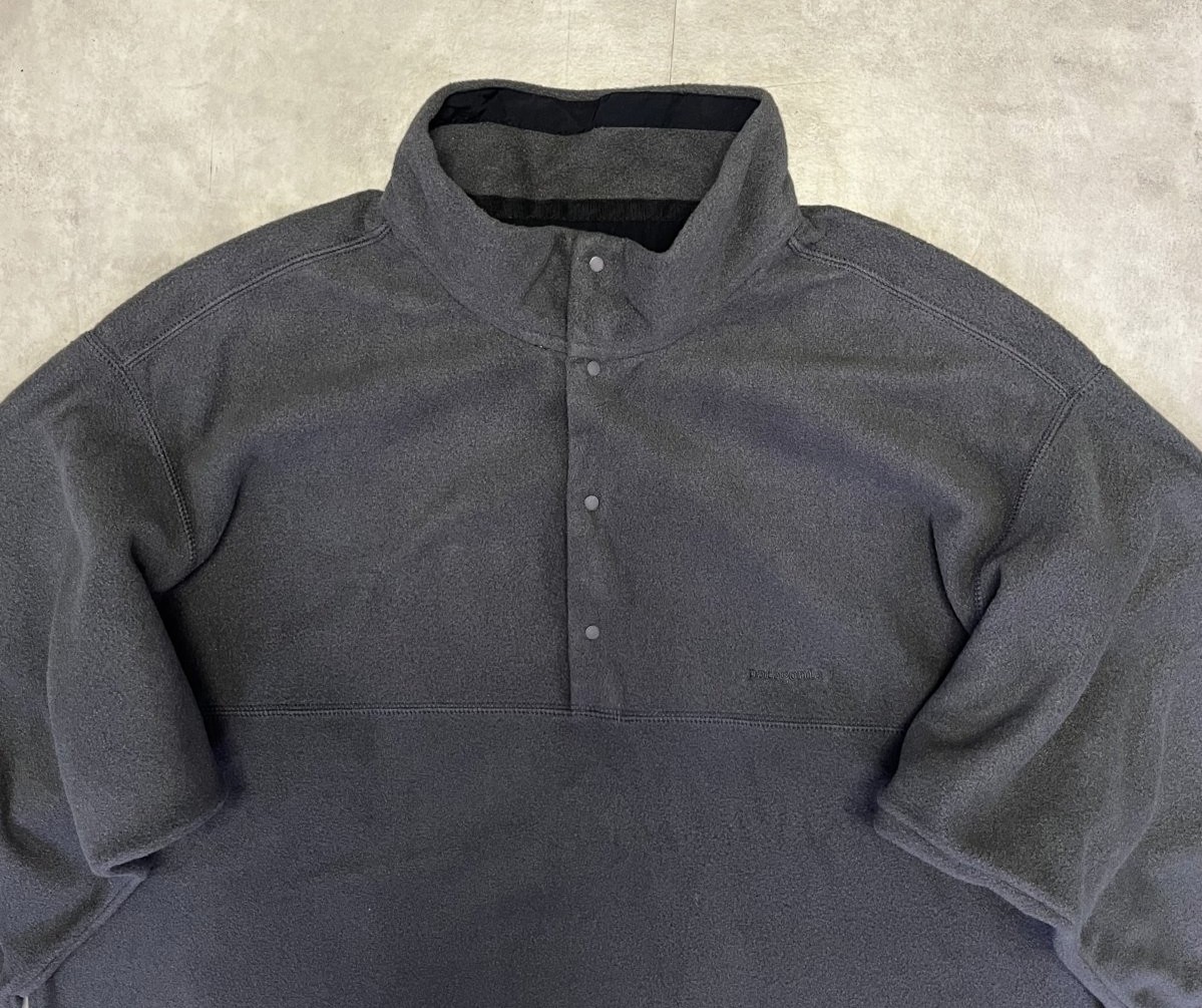 画像: 90'S PATAGONIA "MICRO D-LUXE PULLOVER" フリース スナップT ダークグレー USA製 (DEADSTOCK)