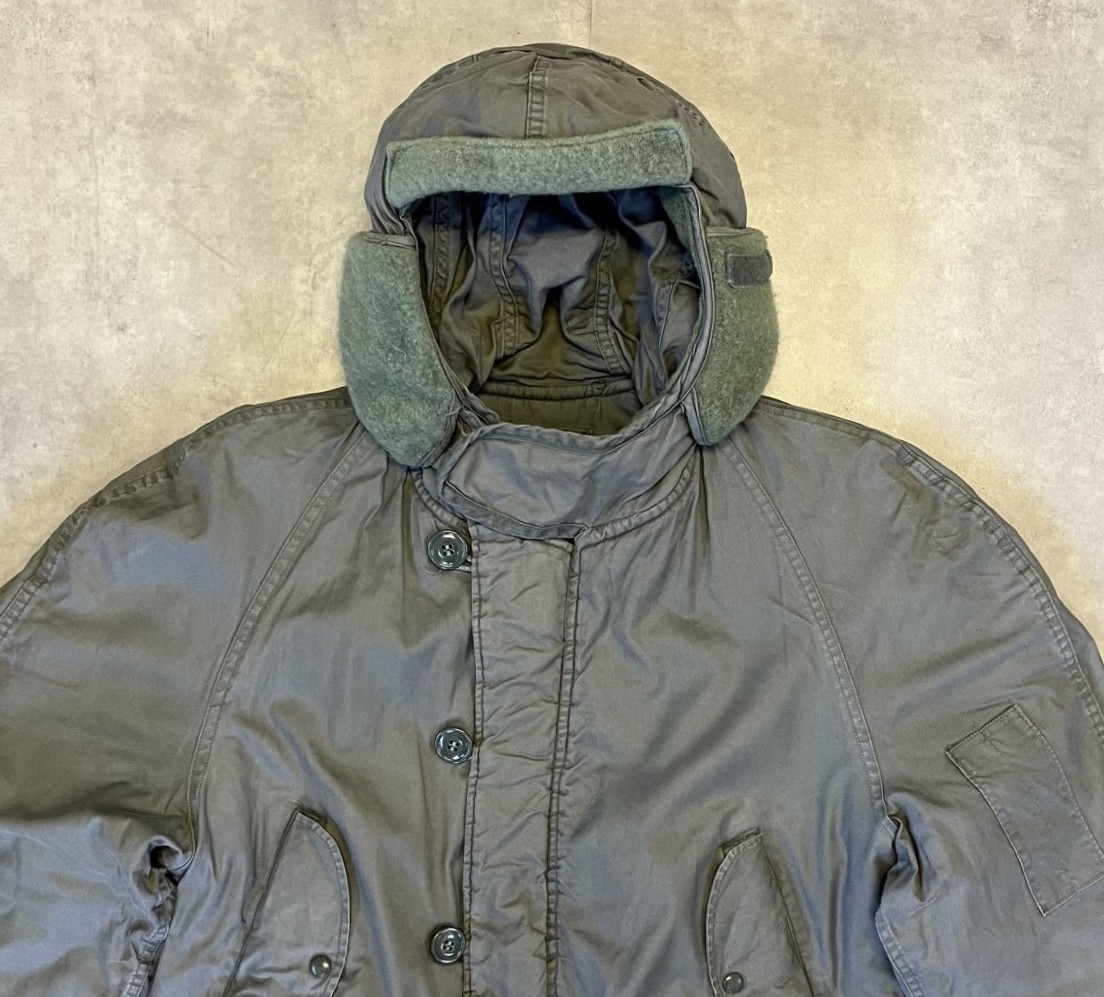 画像: 70'S アメリカ軍 USAF "CWU-8/P" 後期モデル ラビットパーカー セージグリーン (VINTAGE) 