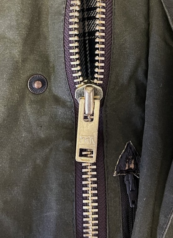 画像3: 80'S BARBOUR 2クレスト "BURGHLEY" 旧タグ オイルドコート オリーブ イングランド製 (VINTAGE)