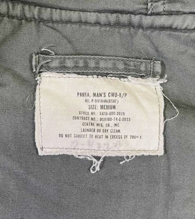 画像2: 70'S アメリカ軍 USAF "CWU-8/P" 後期モデル ラビットパーカー セージグリーン (VINTAGE) 