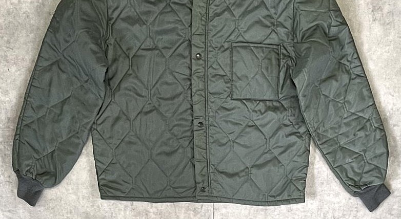 画像: 70'S アメリカ軍 USAF "CWU-9/P 初期型" キルティング ライナージャケット セージグリーン (VINTAGE) 