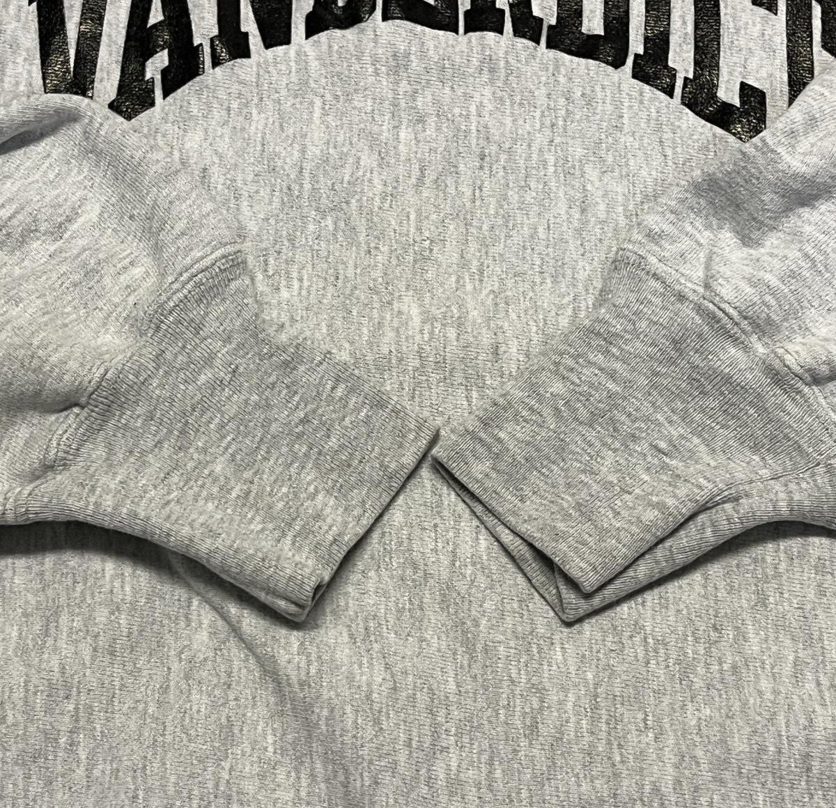 画像: 90'S CHAMPION "VANDERBILT" 刺繍タグ リバースウィーブ グレー USA製 (VINTAGE)